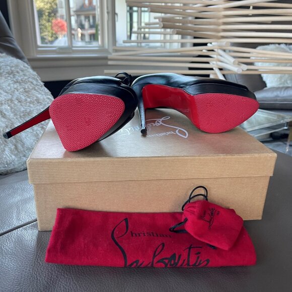 Christian Louboutin Alta Poppins Mary Jane Platform Pump - Picture 3 of 5